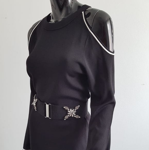 INC FitOnPoint Stunning Shoulderless Dress Top (J) - Picture 3 of 3